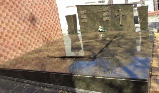 Arte funerária Marverde.jpg